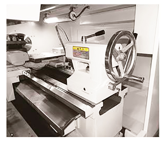 CNC LATHE: GLOBAL GL-400R SIEMENS 808D 400 x 835MM - Image 3